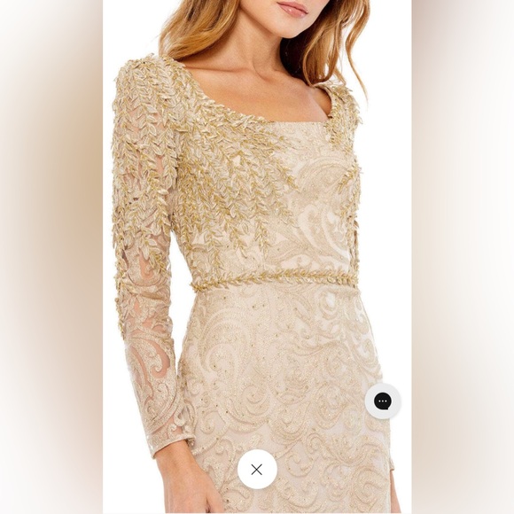 Embroidered appliqué shoulder long sleeve gown - Picture 3 of 3